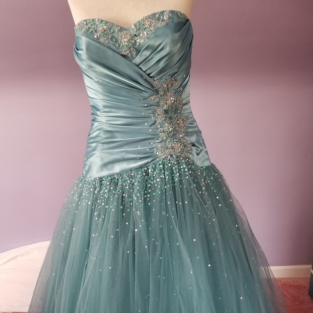Princess 'Precious Formals' Prom Gown Teal Sz 10